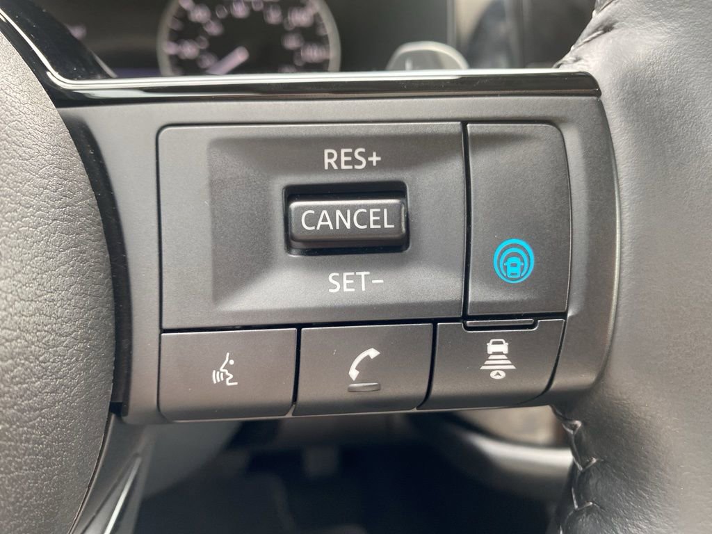Used 2023 Nissan Pathfinder SL image 26