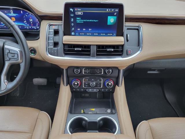 Used 2024 Chevrolet Suburban Premier image 19