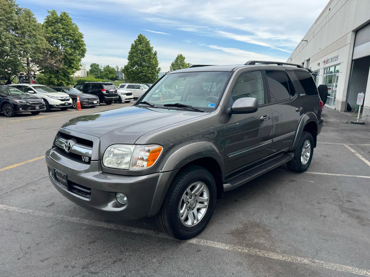 Used 2006 Toyota Sequoia Limited AWD/4WD image 8