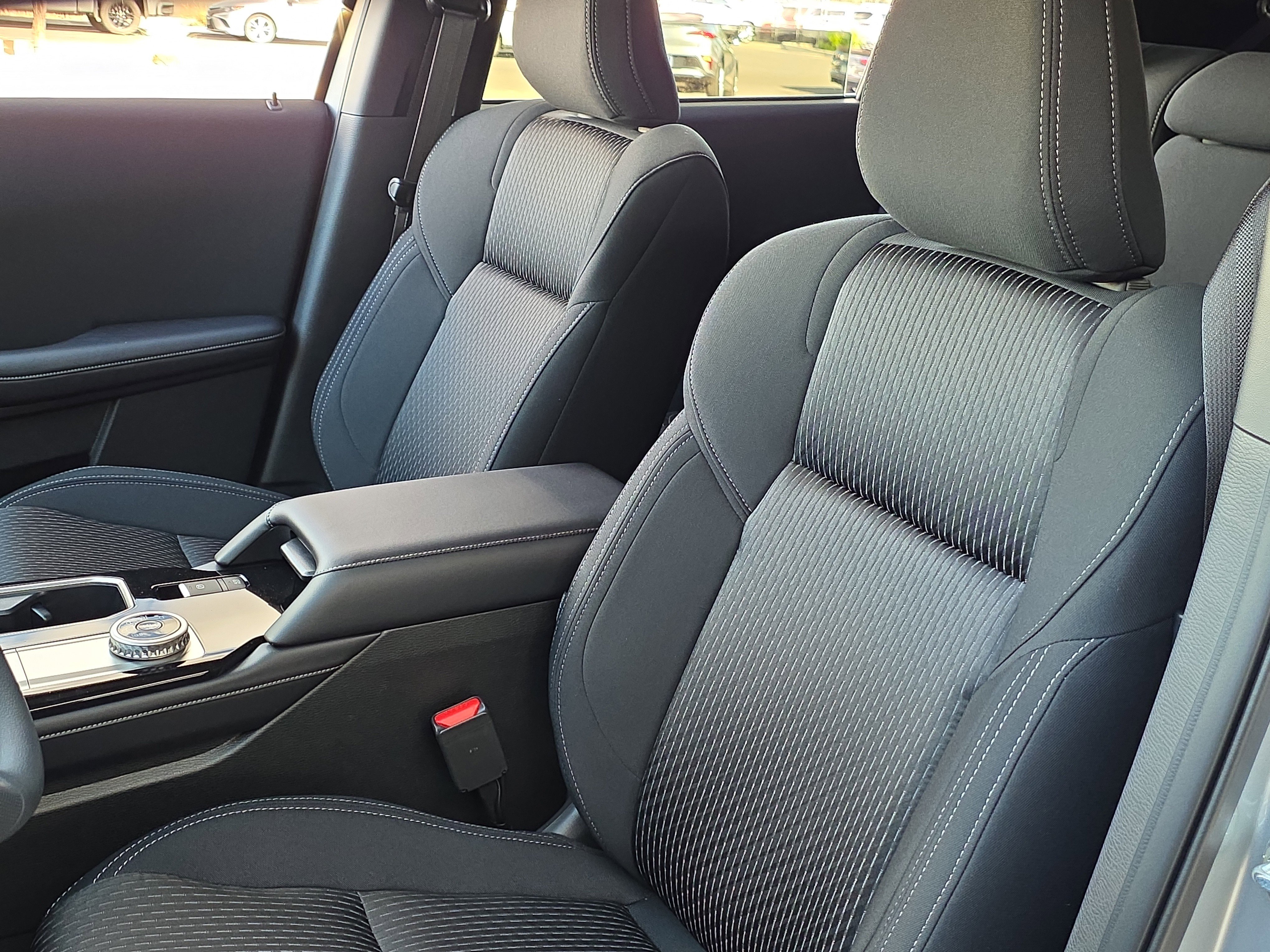 New 2026 Mitsubishi Outlander ES FWD image 13