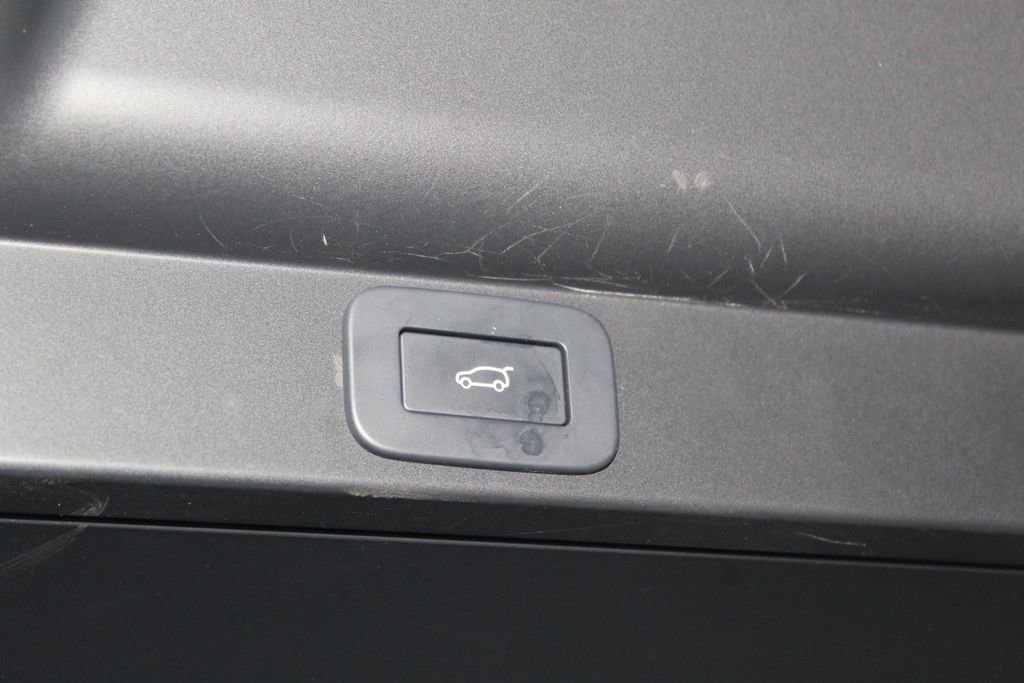 Used 2024 Land Rover Range Rover Autobiography AWD/4WD image 13