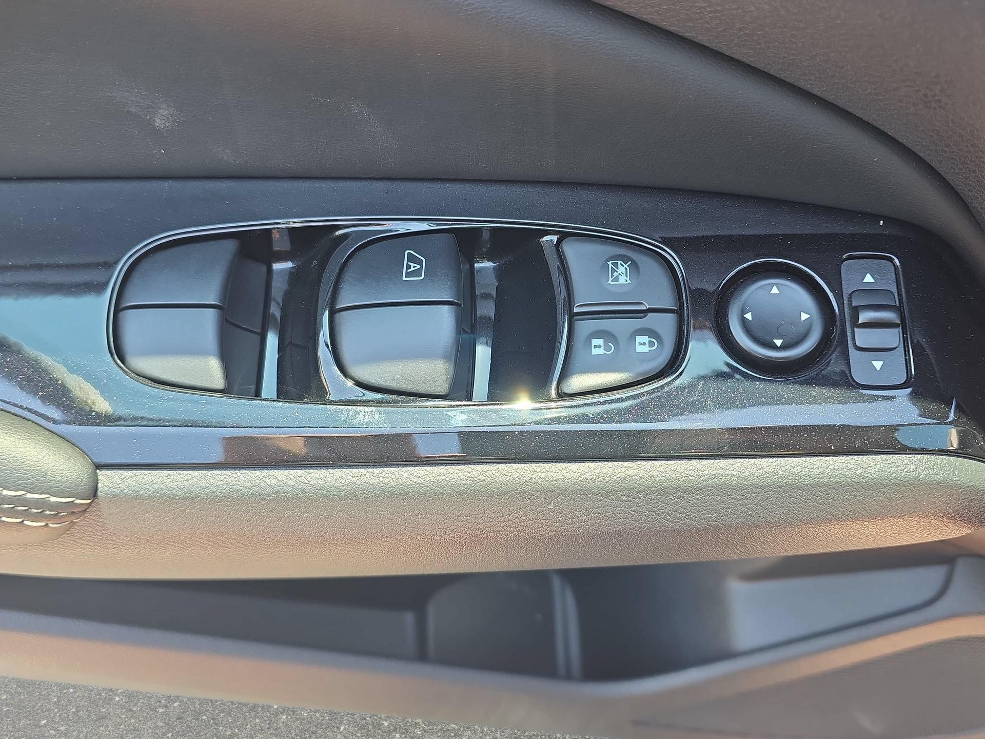 Used 2023 Nissan Altima 2.5 SV FWD image 26