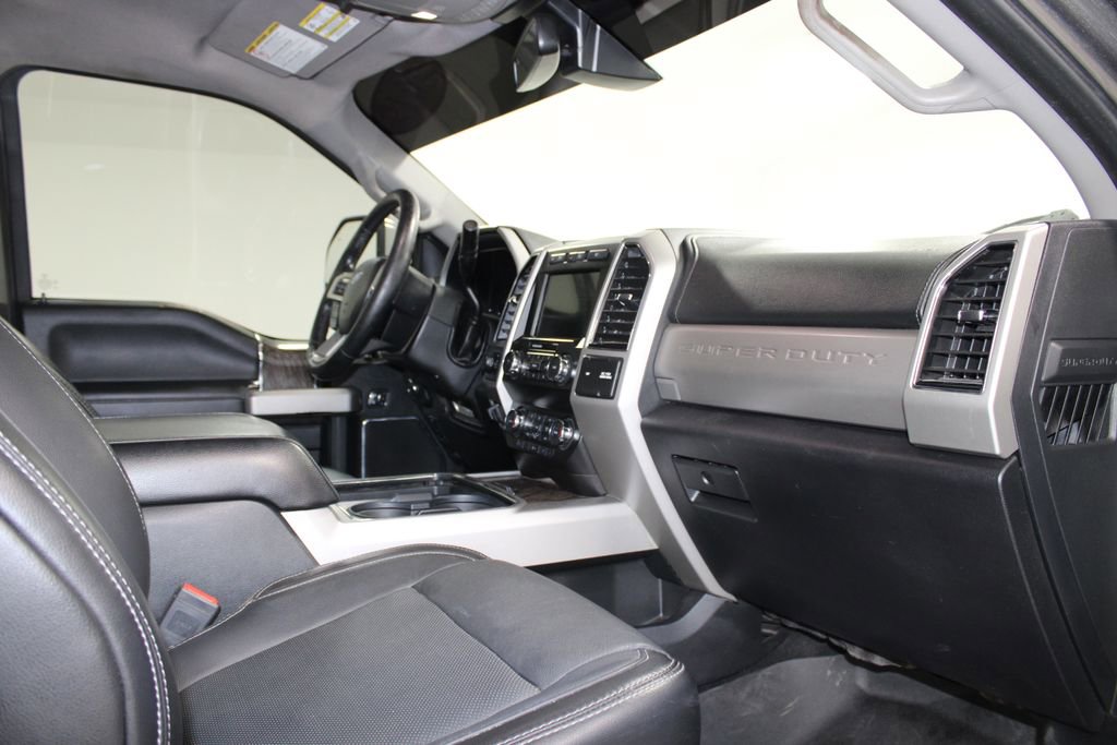 Used 2019 Ford F350 Lariat w/ Lariat Ultimate Package AWD/4WD image 31