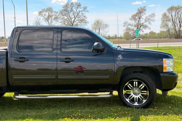 Used 2010 Chevrolet Silverado 1500 LT w/ Power Pack Plus AWD/4WD image 10