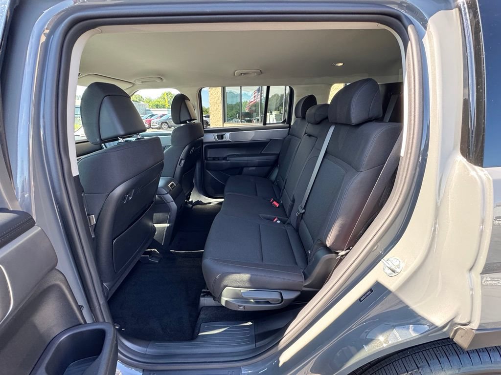 Certified 2026 Hyundai Santa Fe SE AWD/4WD image 9