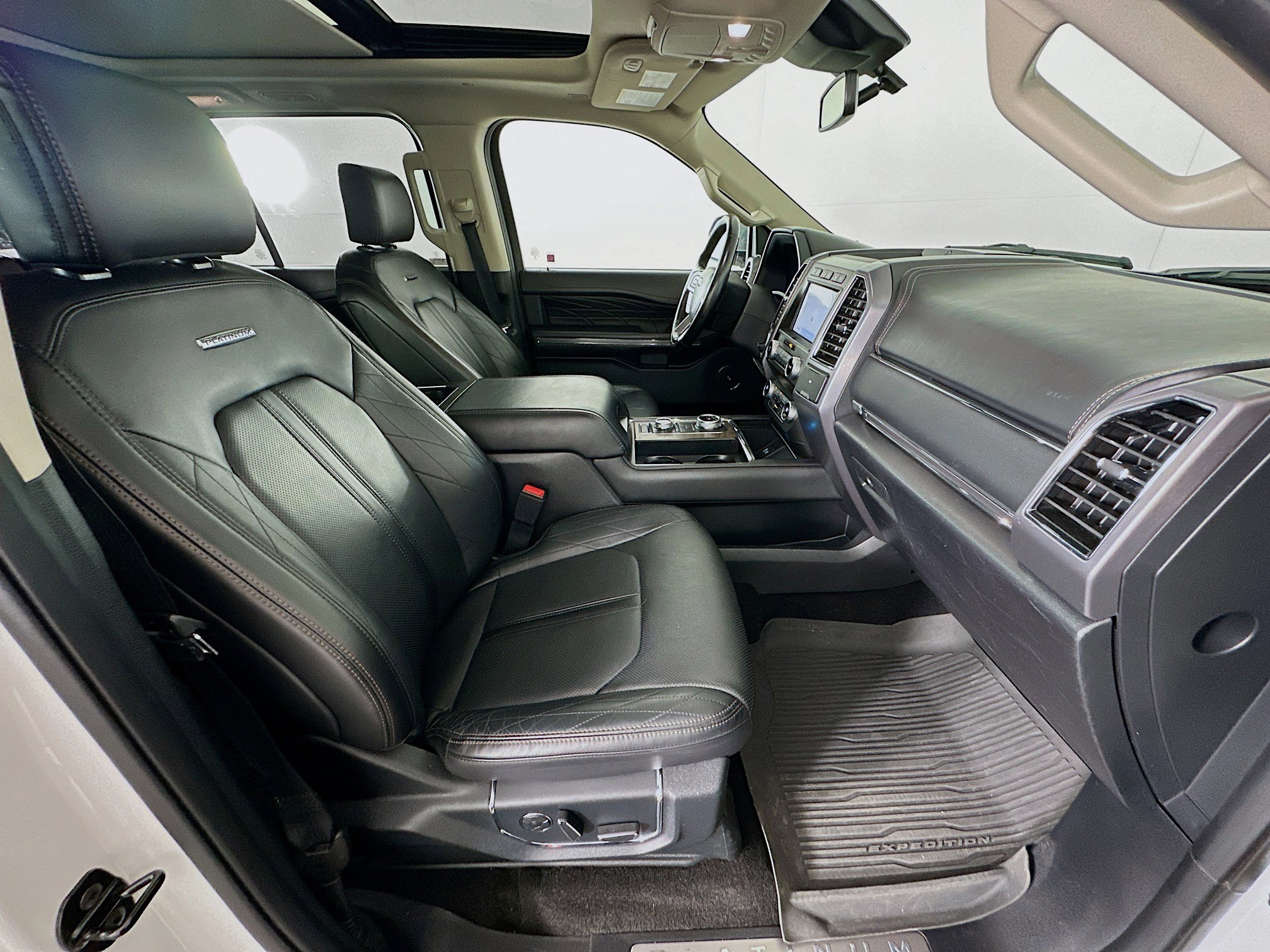 Used 2021 Ford Expedition Platinum image 34