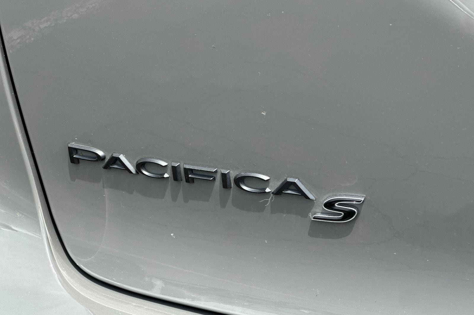 Used 2023 Chrysler Pacifica Limited w/ S Appearance Package FWD image 29