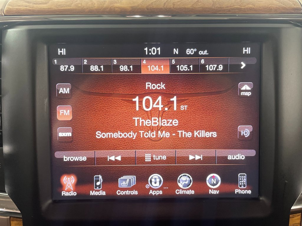 Used 2016 RAM 1500 Laramie Longhorn w/ Convenience Group image 19