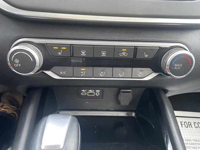 Used 2022 Nissan Altima 2.5 SV w/ SV Premium Package image 18
