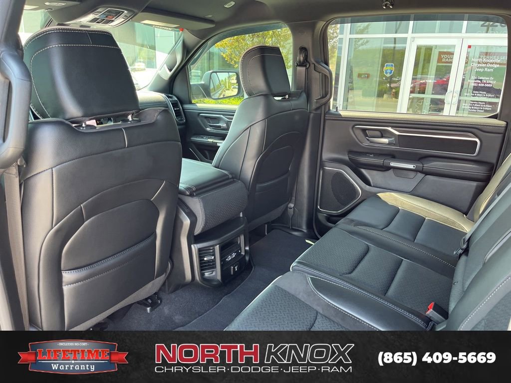 Used 2025 RAM 1500 Laramie image 15
