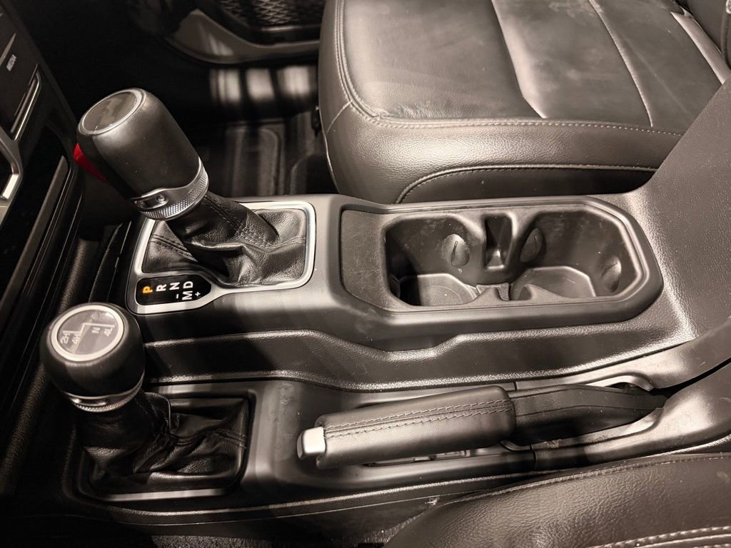 Used 2023 Jeep Wrangler Unlimited Sahara image 39