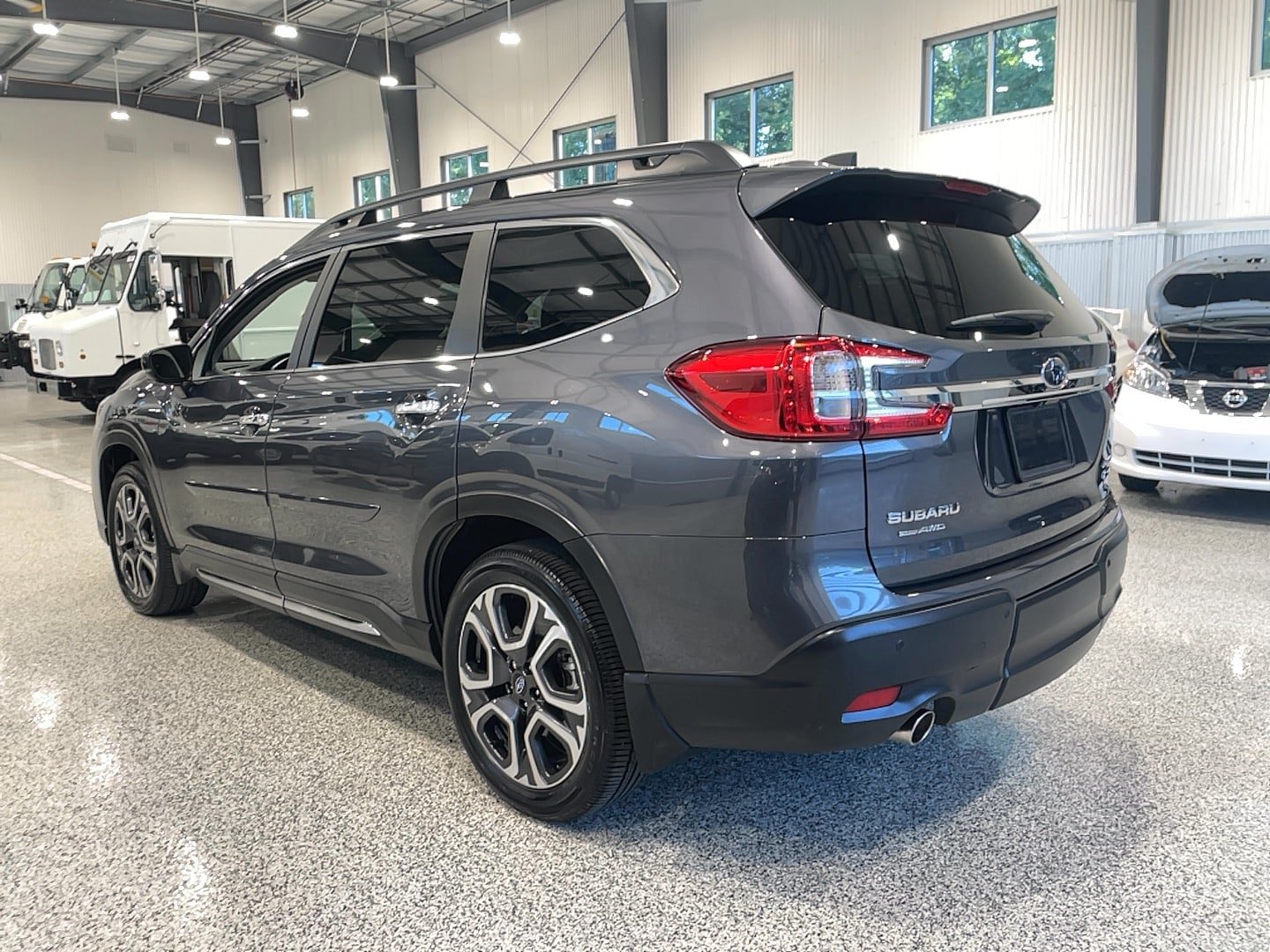 Used 2025 Subaru Ascent Touring AWD/4WD image 10