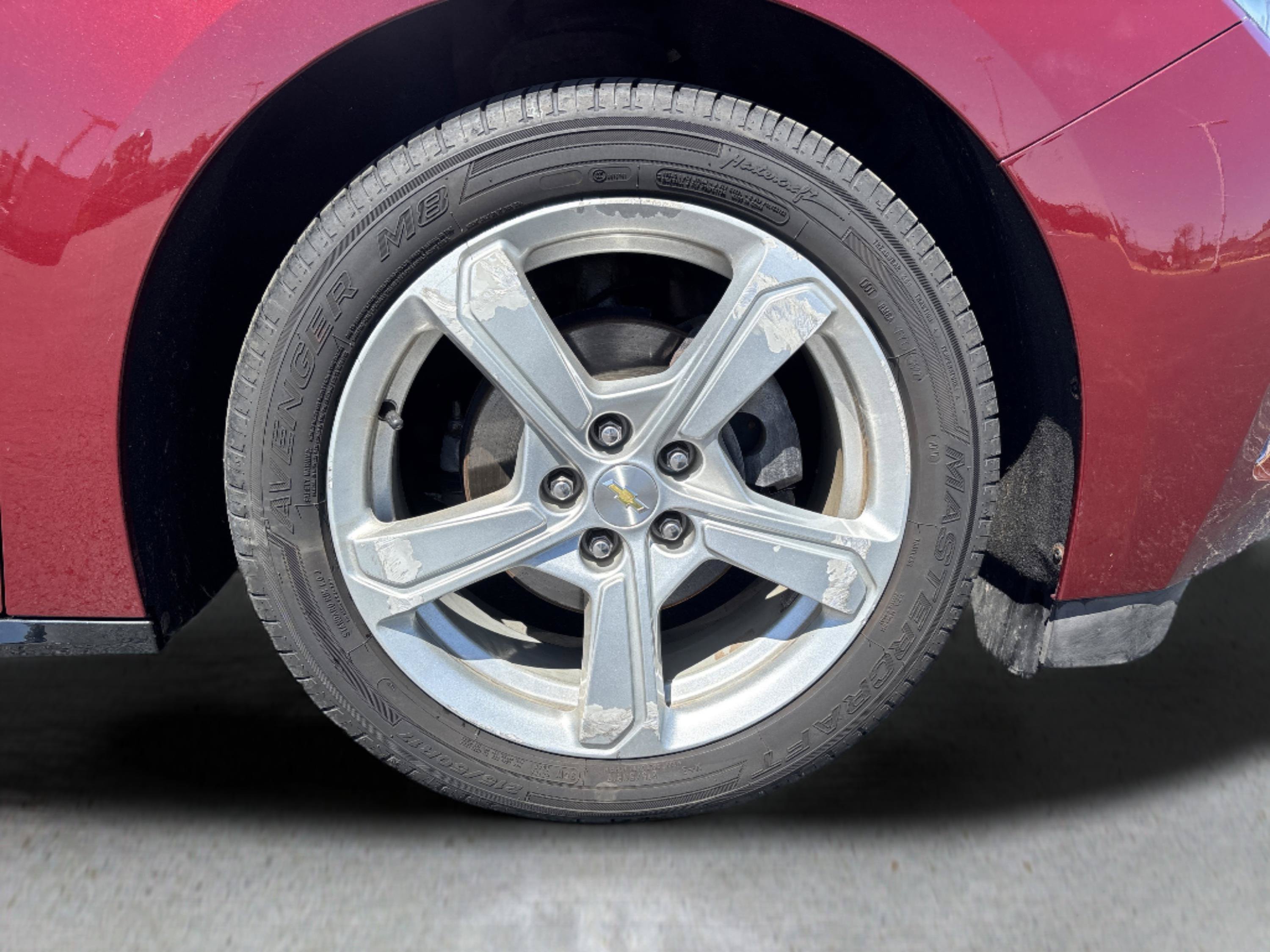 Used 2016 Chevrolet Volt LT w/ Comfort Package FWD image 24