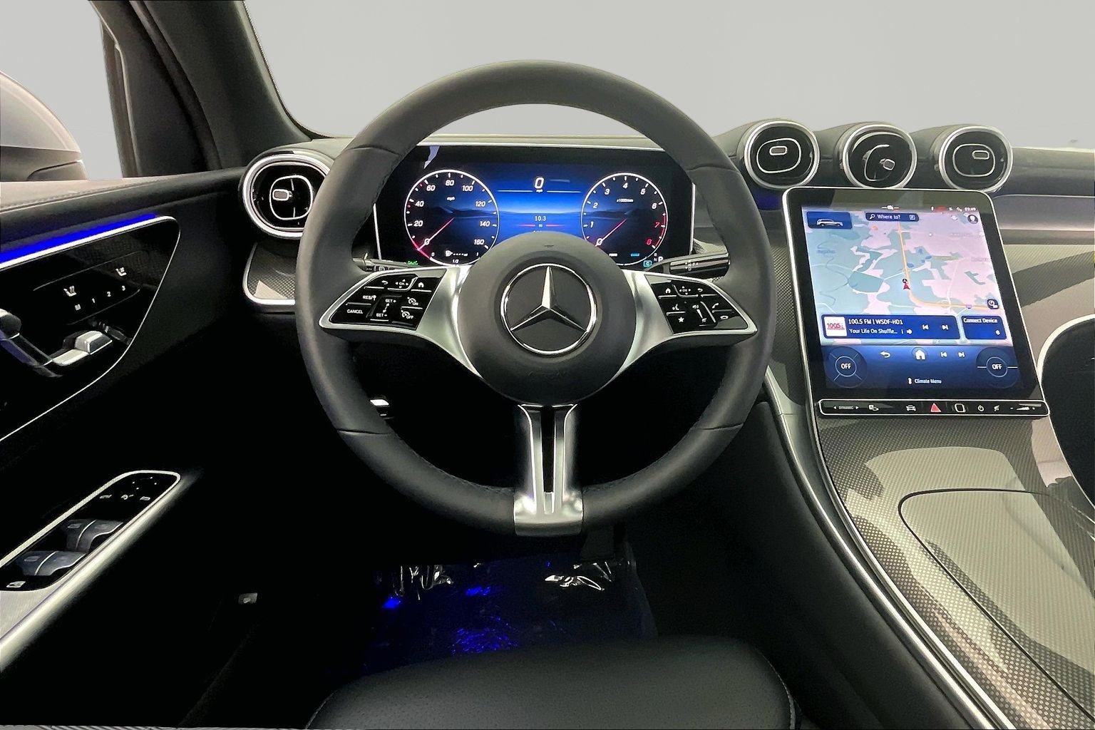 Certified 2025 Mercedes-Benz GLC 300 4MATIC image 8