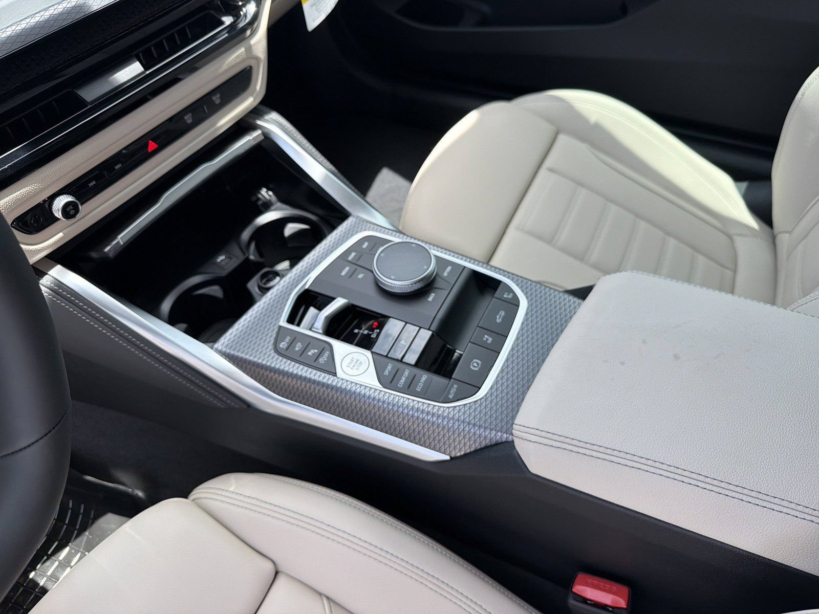 New 2027 BMW 440i xDrive Convertible AWD/4WD image 14