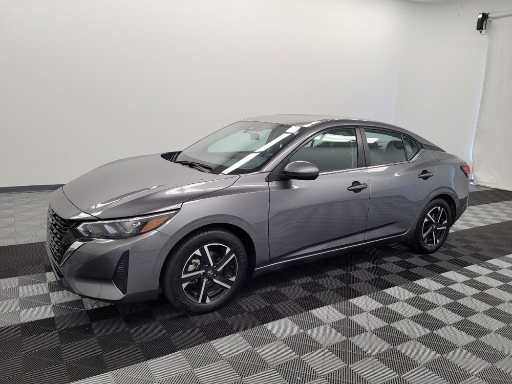 Used 2024 Nissan Sentra SV FWD image 2