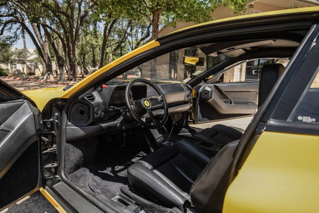 Used 1988 Ferrari Testarossa RWD image 21