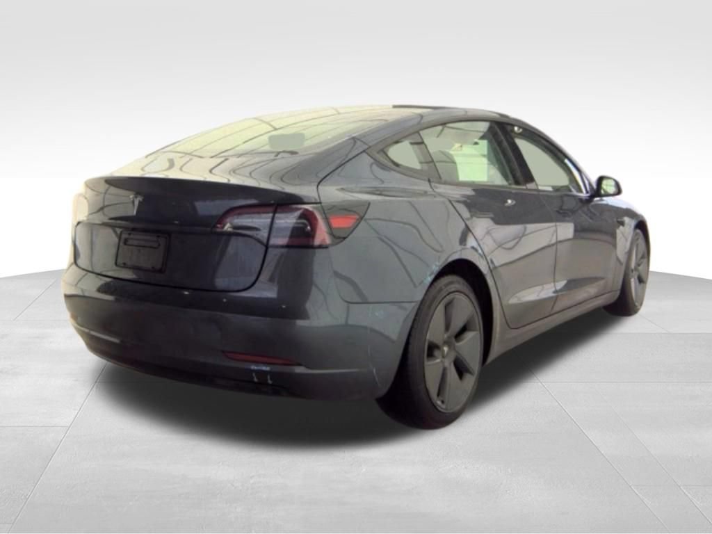 Used 2023 Tesla Model 3 Standard Range RWD image 3