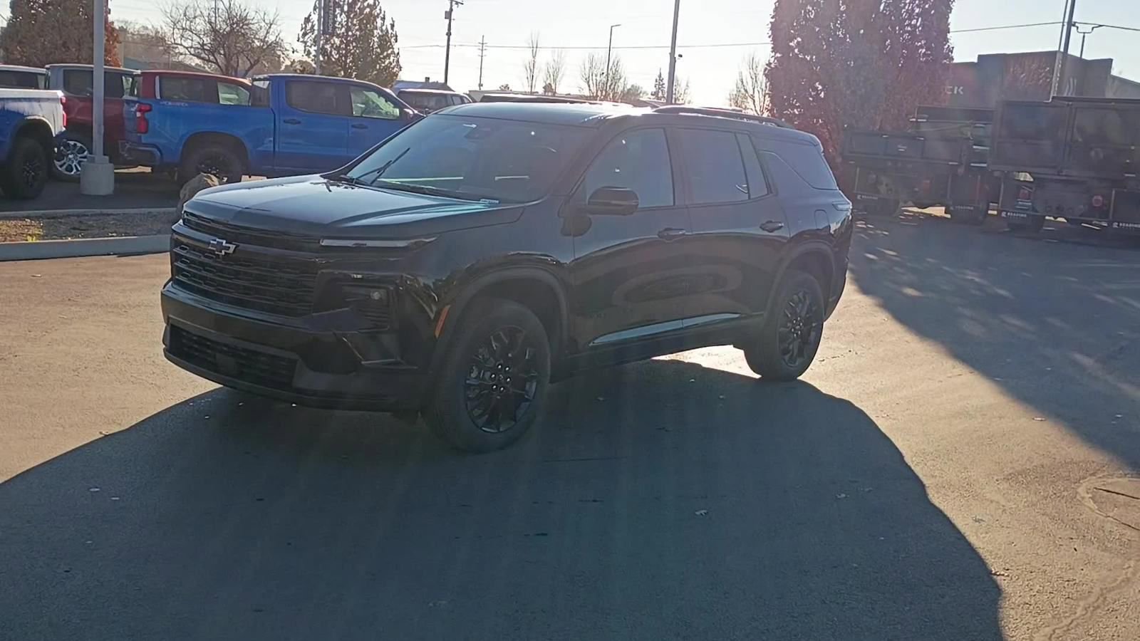 New 2026 Chevrolet Traverse LT w/ Midnight/Sport Edition image 1