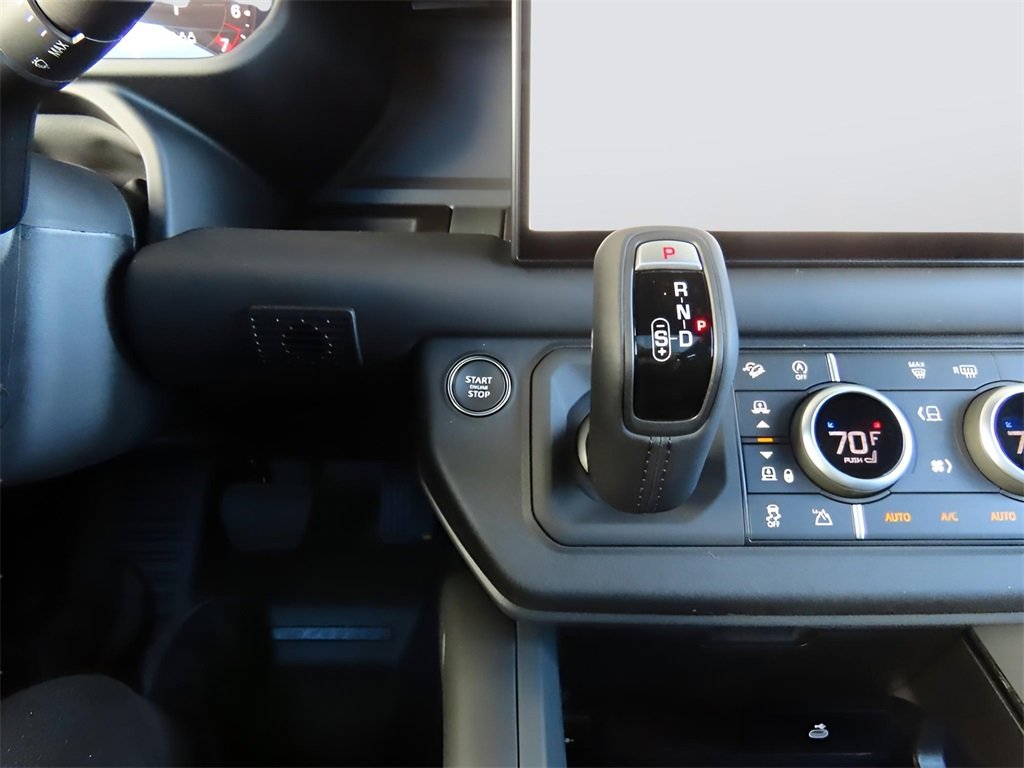 New 2025 Land Rover Defender 90 S image 35