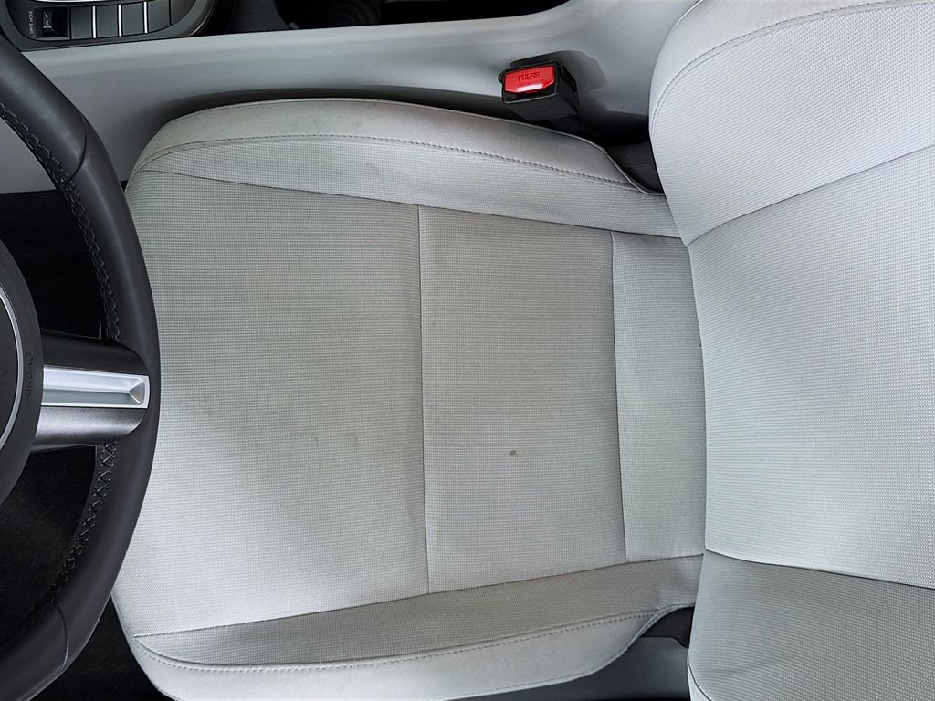 Used 2025 Hyundai Kona SEL FWD image 20