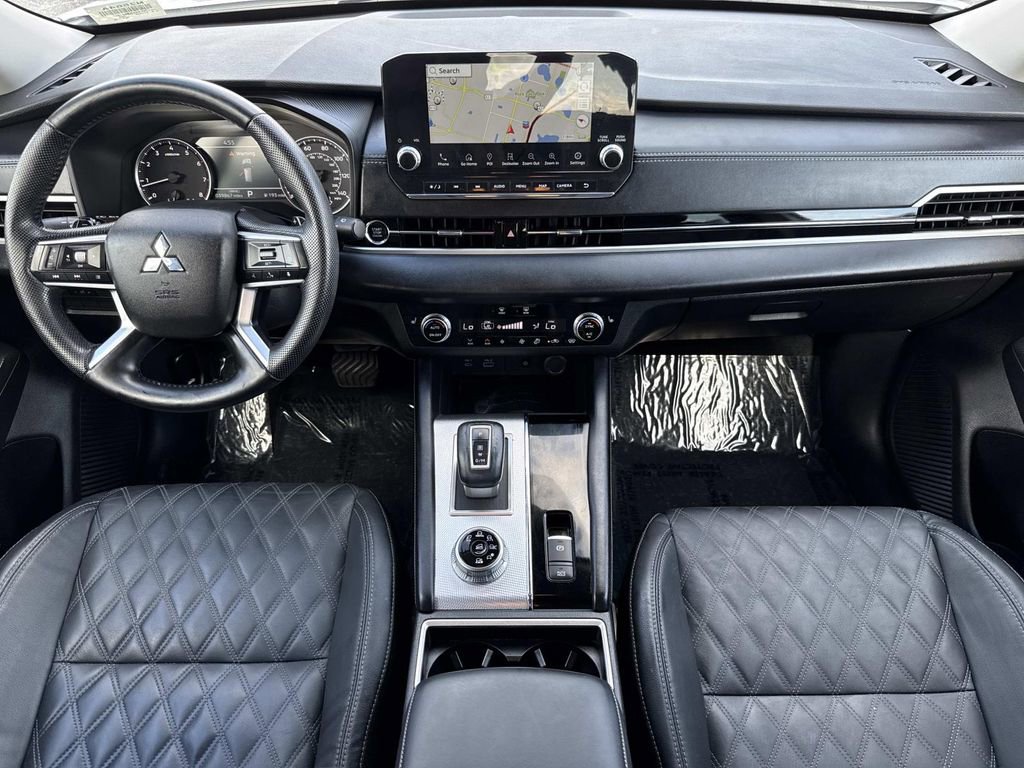 Used 2022 Mitsubishi Outlander SEL AWD/4WD image 17