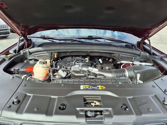 Certified 2022 Jeep Grand Cherokee L Laredo image 12