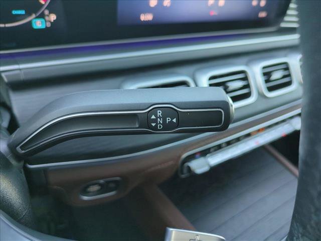Used 2025 Mercedes-Benz GLS 450 4MATIC image 12