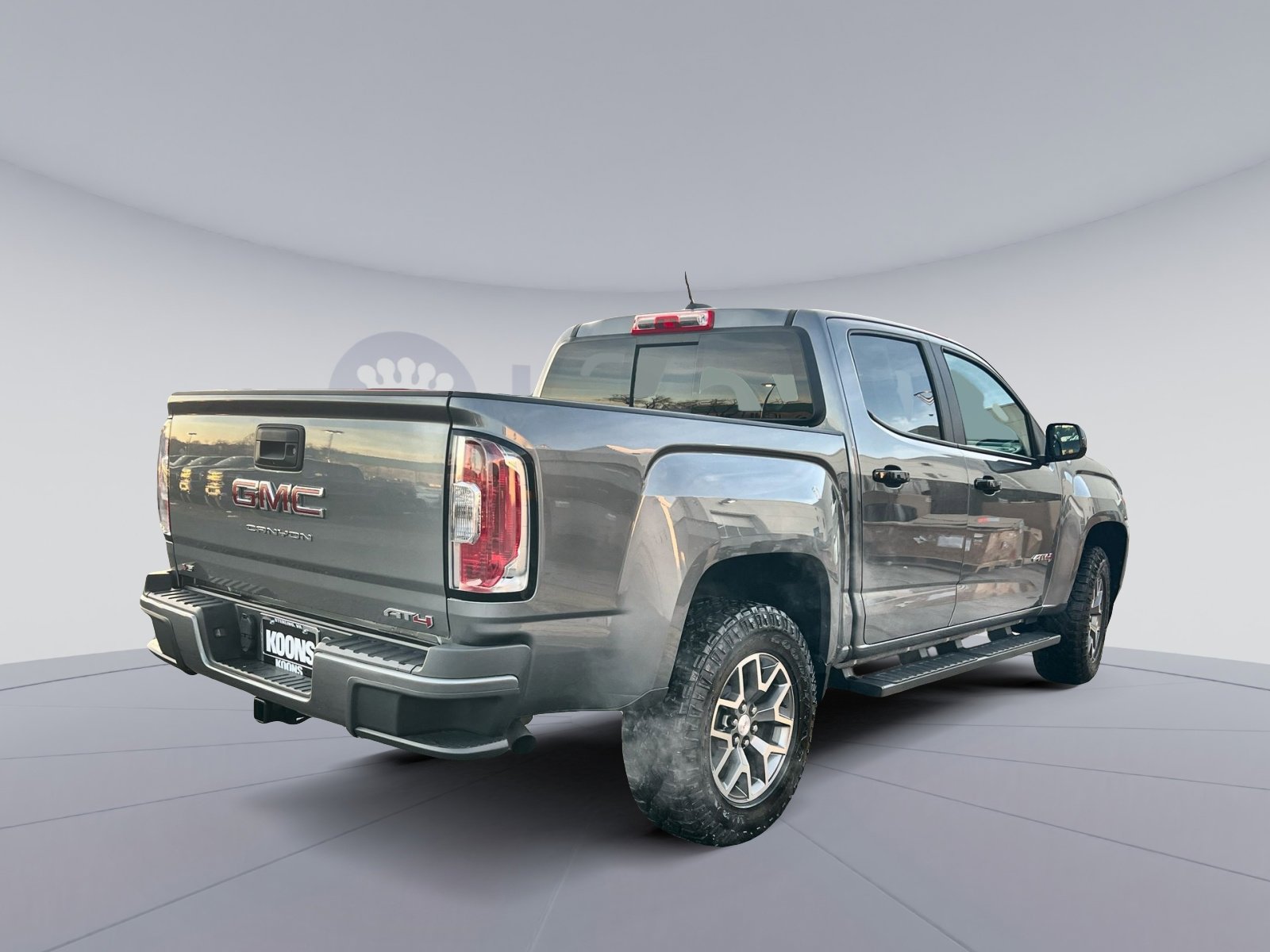 Used 2022 GMC Canyon AT4 w/ Trailering Package image 7