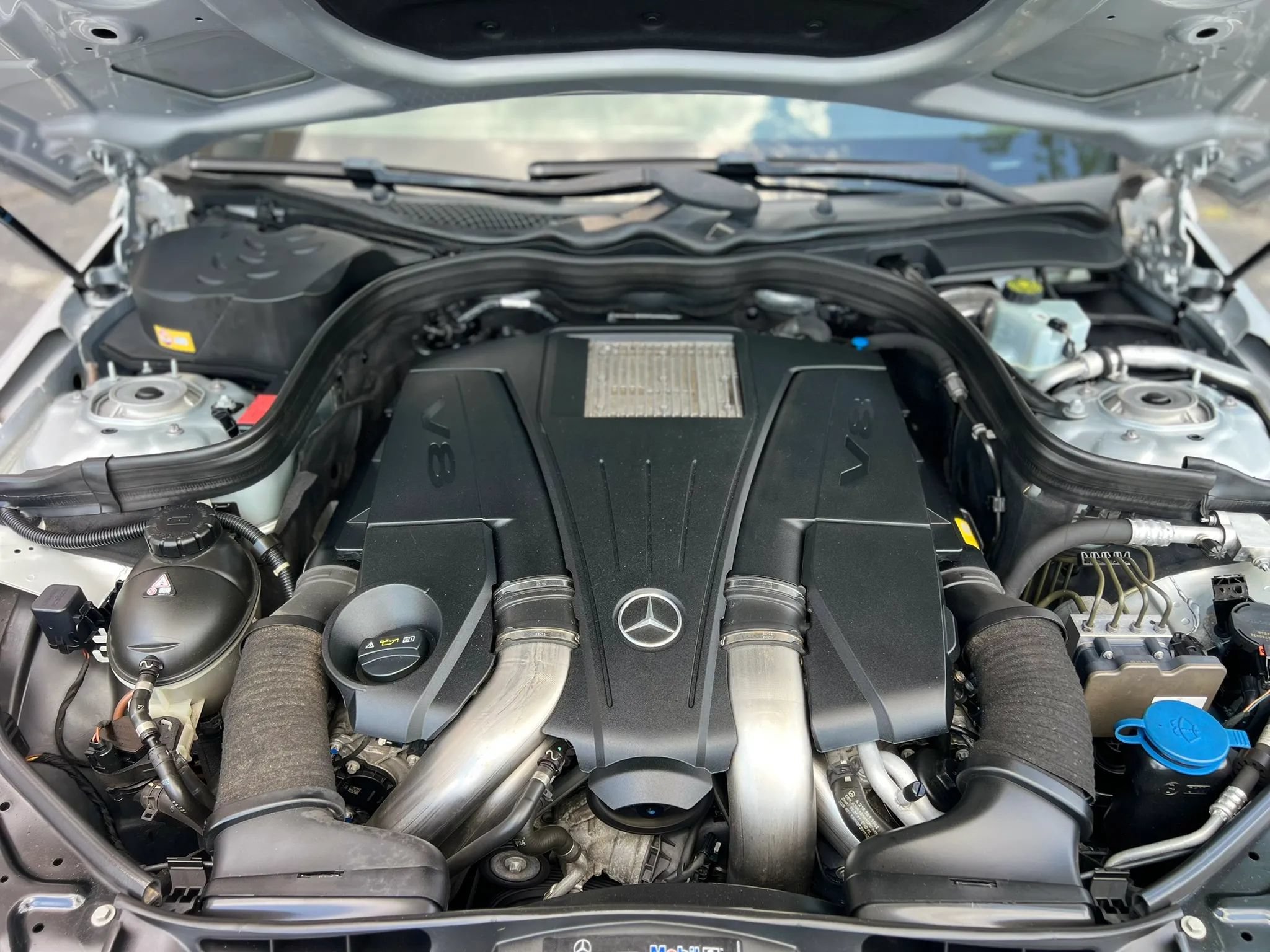 Used 2014 Mercedes-Benz E 550 4MATIC Sedan w/ Premium 1 Package image 44