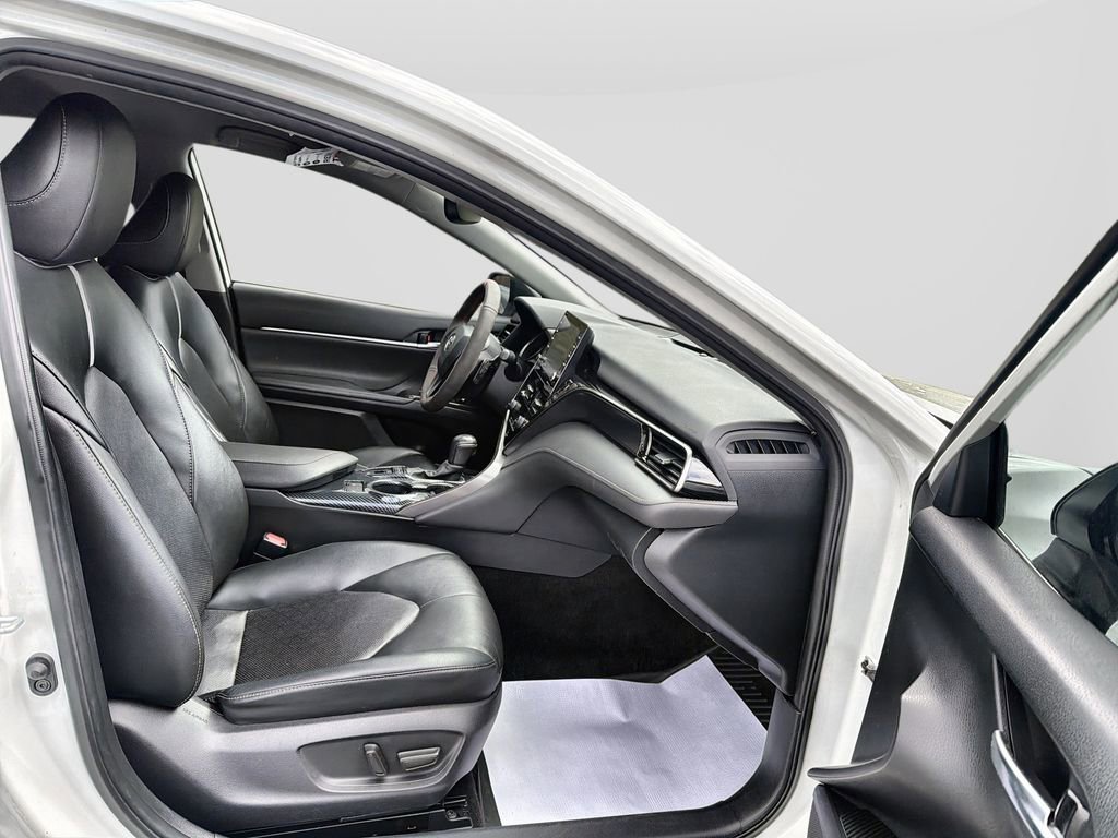 Used 2022 Toyota Camry XSE AWD/4WD image 31