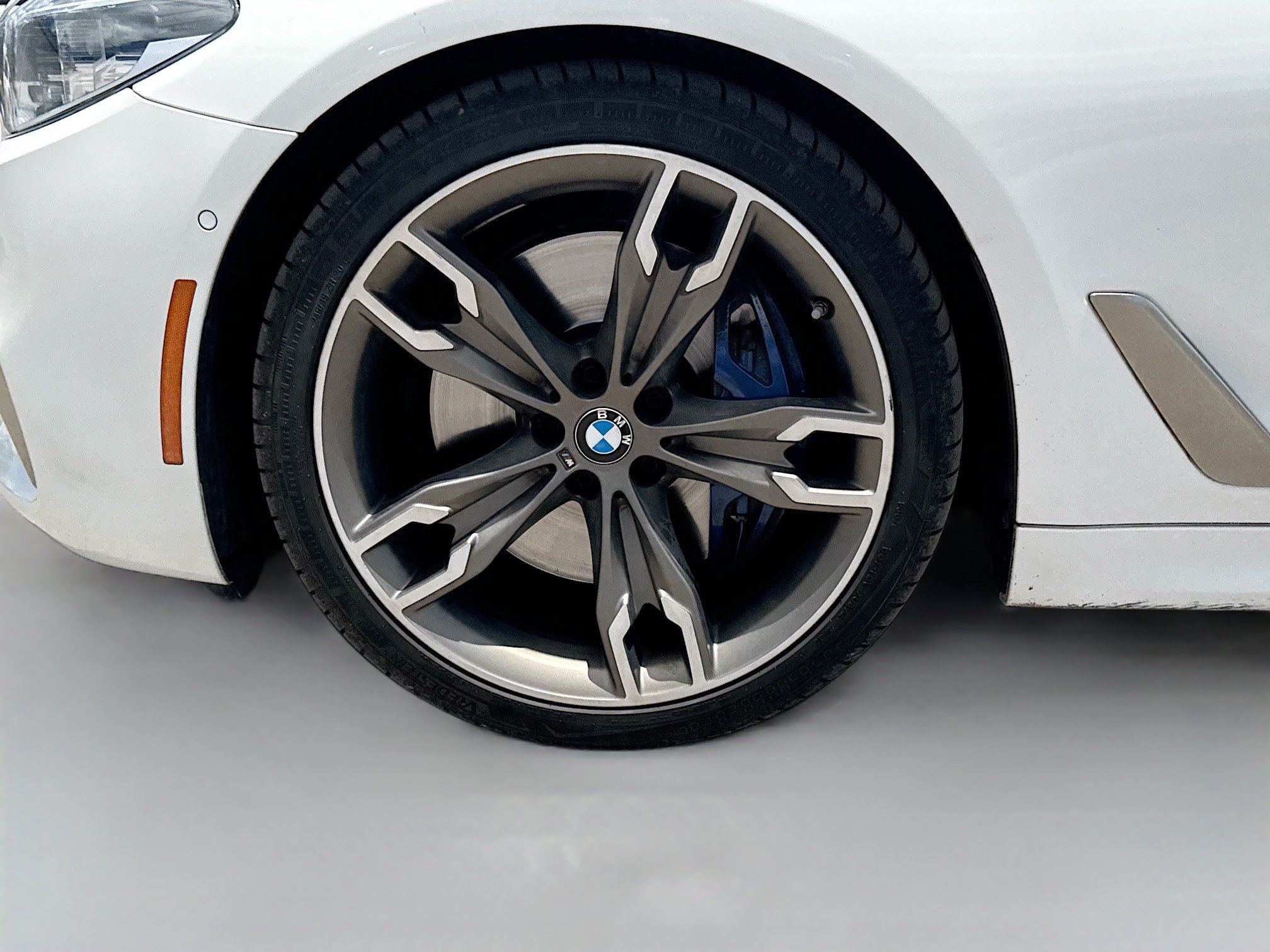 Used 2019 BMW M550i xDrive AWD/4WD image 43