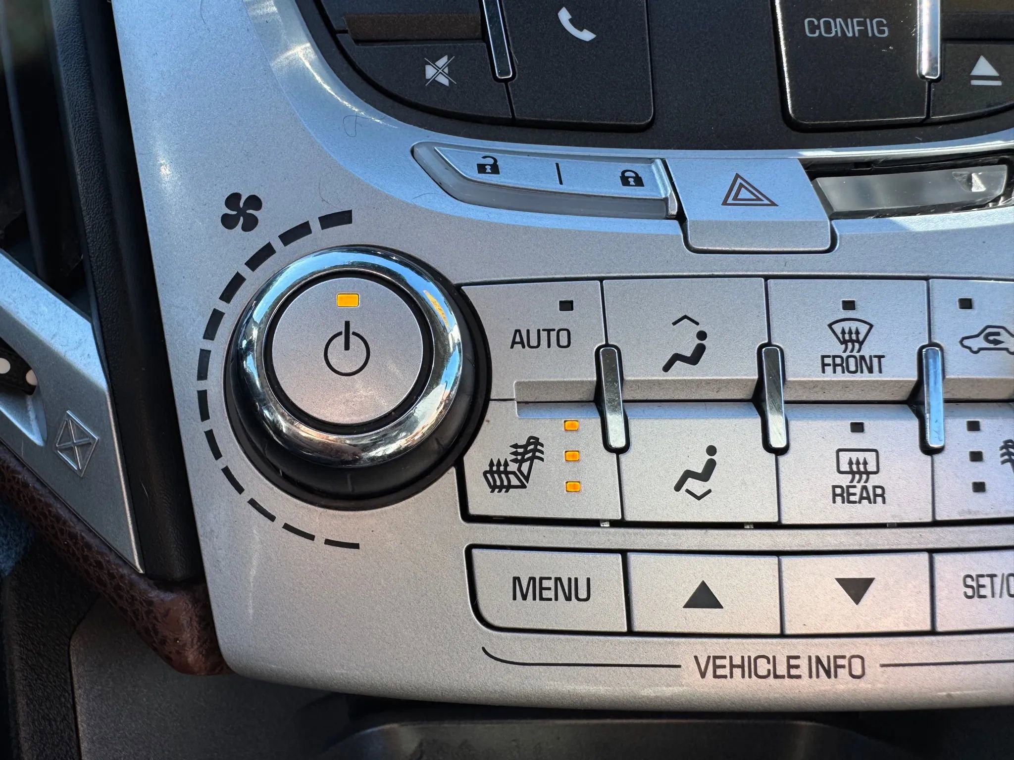 Used 2015 GMC Terrain SLT image 27