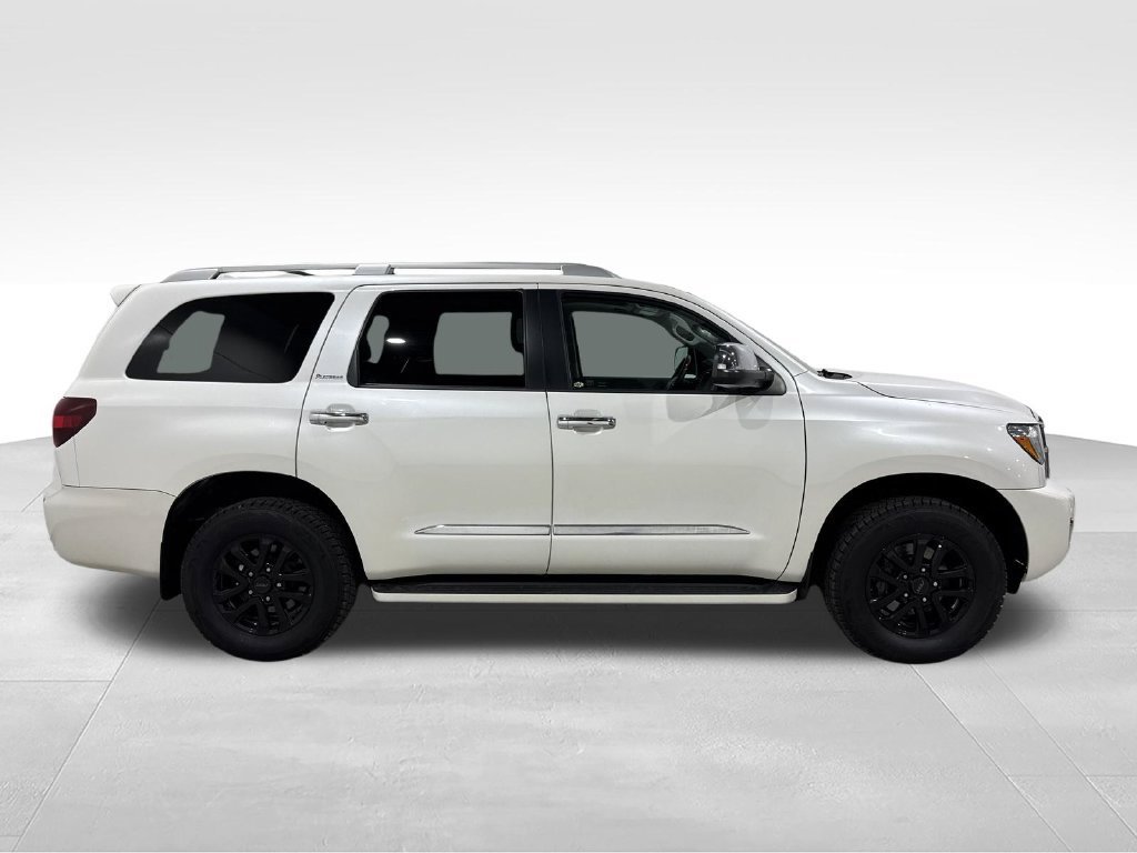 Used 2018 Toyota Sequoia Platinum AWD/4WD image 22