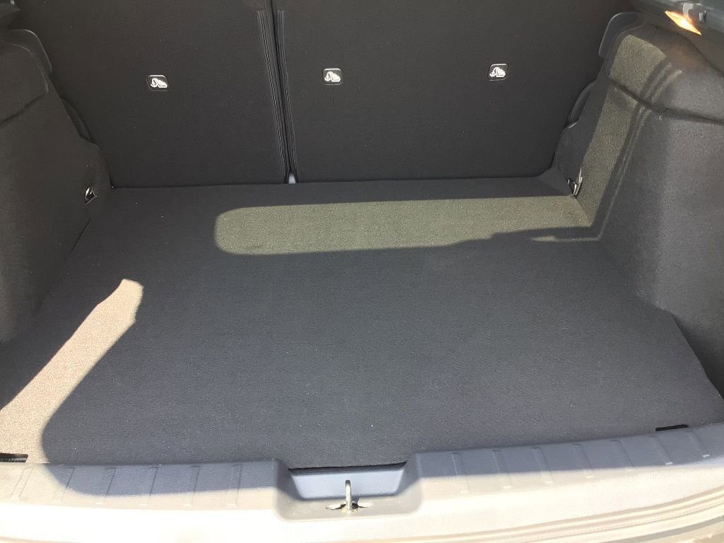 New 2025 Nissan Kicks SV w/ SV Premium Package image 18