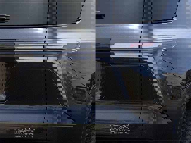 New 2026 Chevrolet Traverse High Country image 11