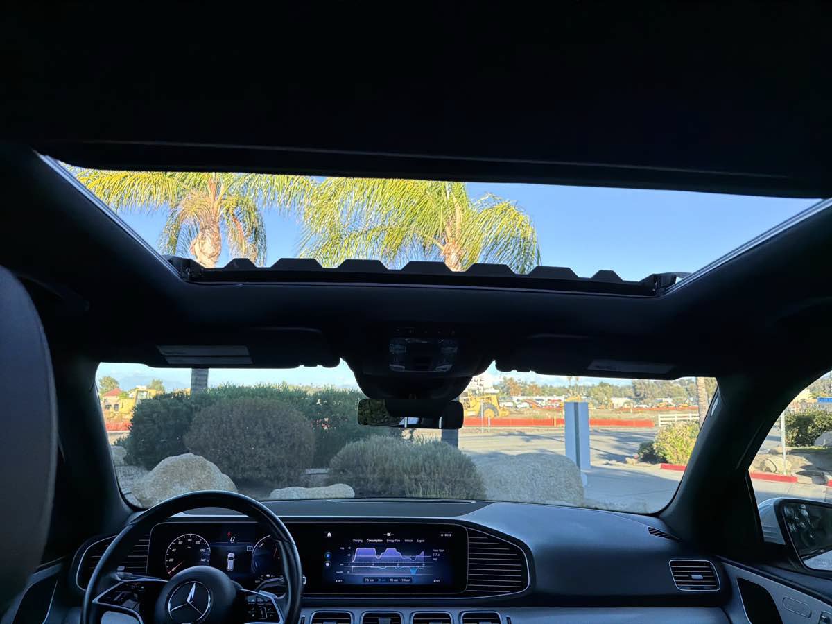 Used 2024 Mercedes-Benz GLE 450e 4MATIC image 25