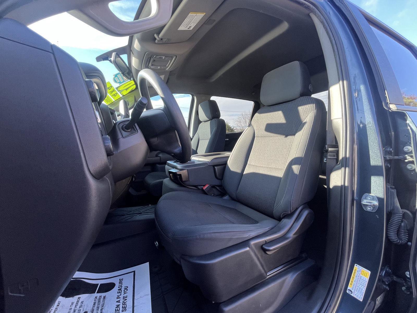 Used 2020 Chevrolet Silverado 1500 Custom Trail Boss w/ Custom Convenience Package image 6