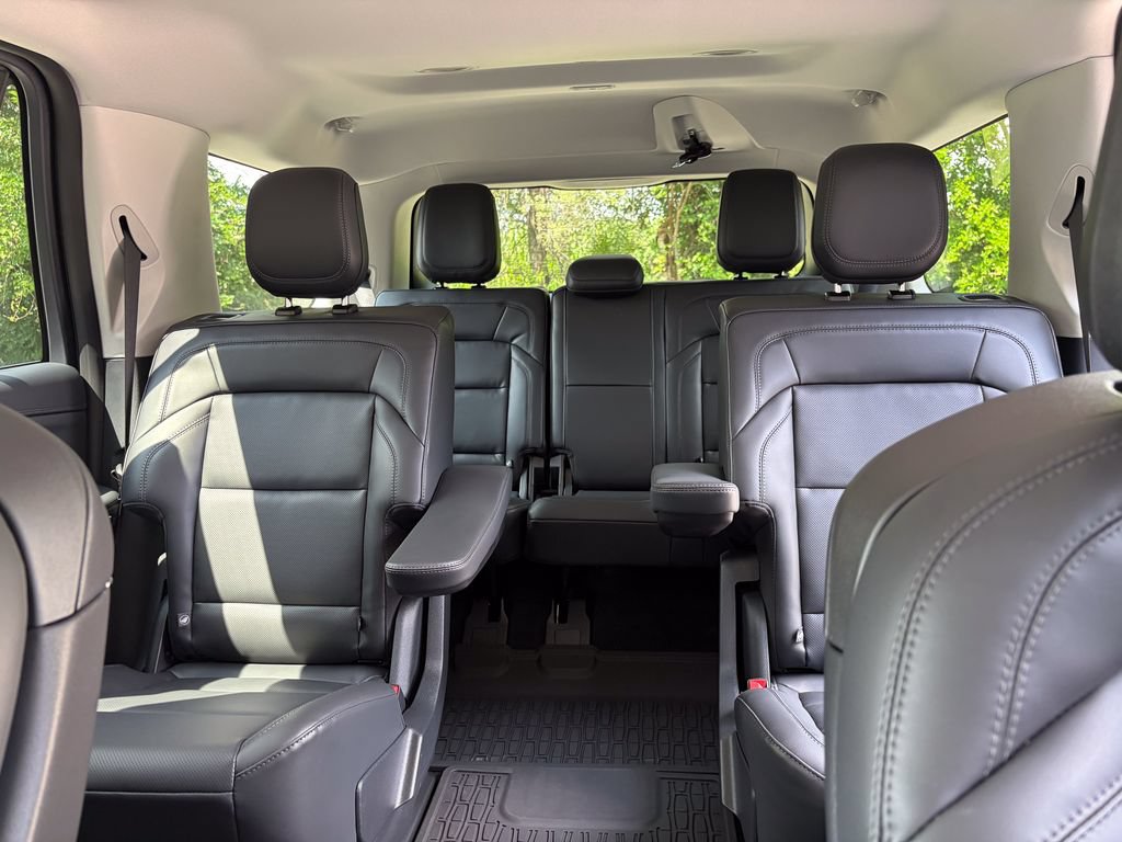 New 2027 Lincoln Navigator Premiere AWD/4WD image 51