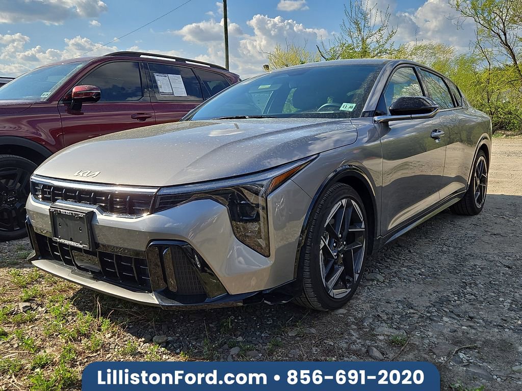 Used 2025 Kia K4 GT-Line FWD image 1