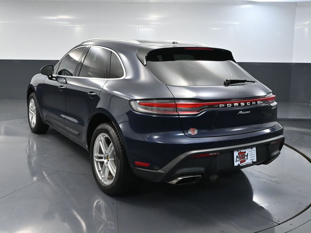 Used 2022 Porsche Macan Base image 7