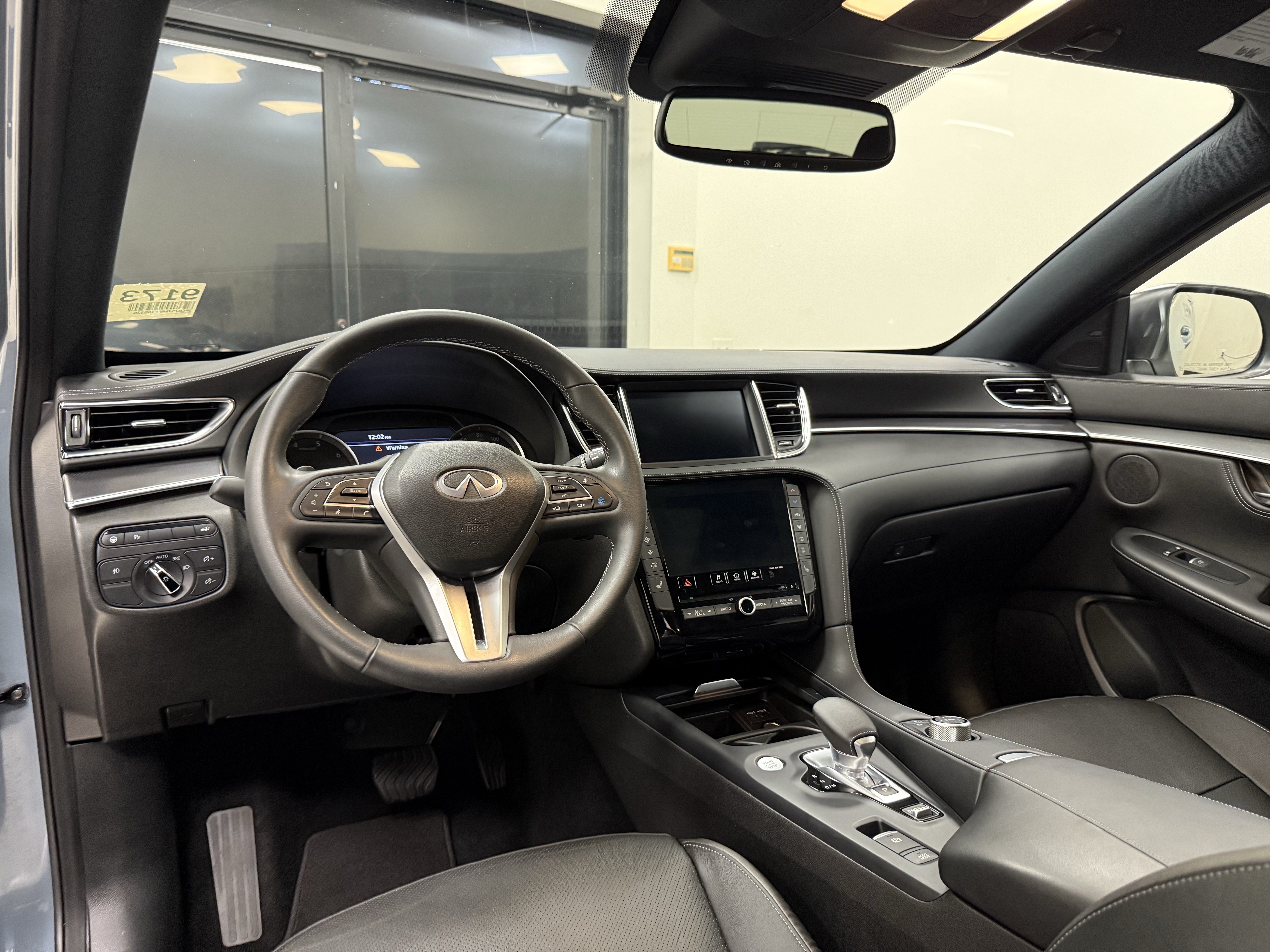 Certified 2023 INFINITI QX55 Luxe w/ Cargo Package AWD/4WD image 17