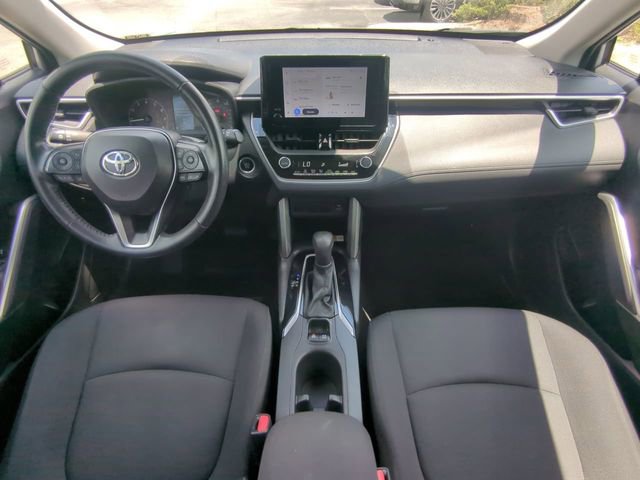Used 2023 Toyota Corolla Cross LE FWD image 16
