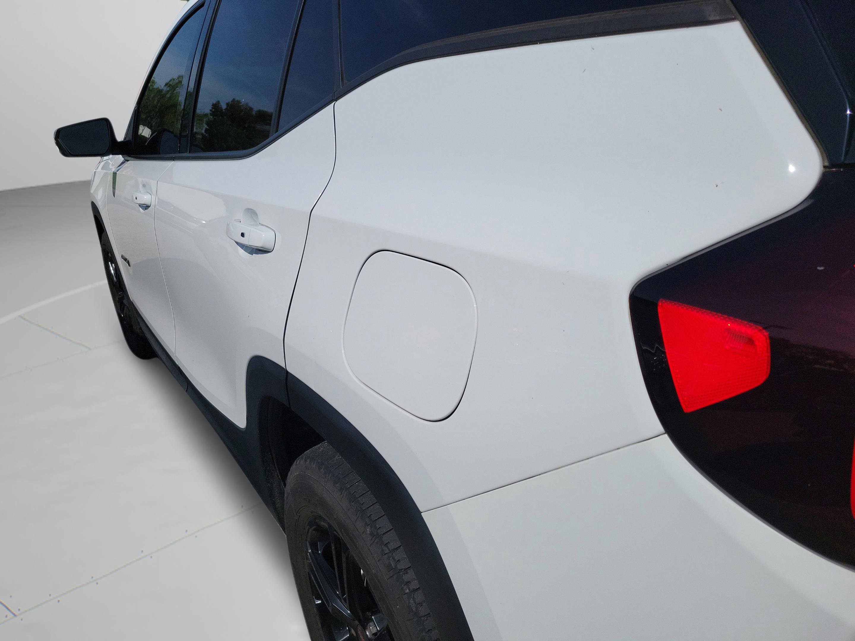 Used 2022 GMC Terrain AT4 w/ Infotainment Package II AWD/4WD image 29