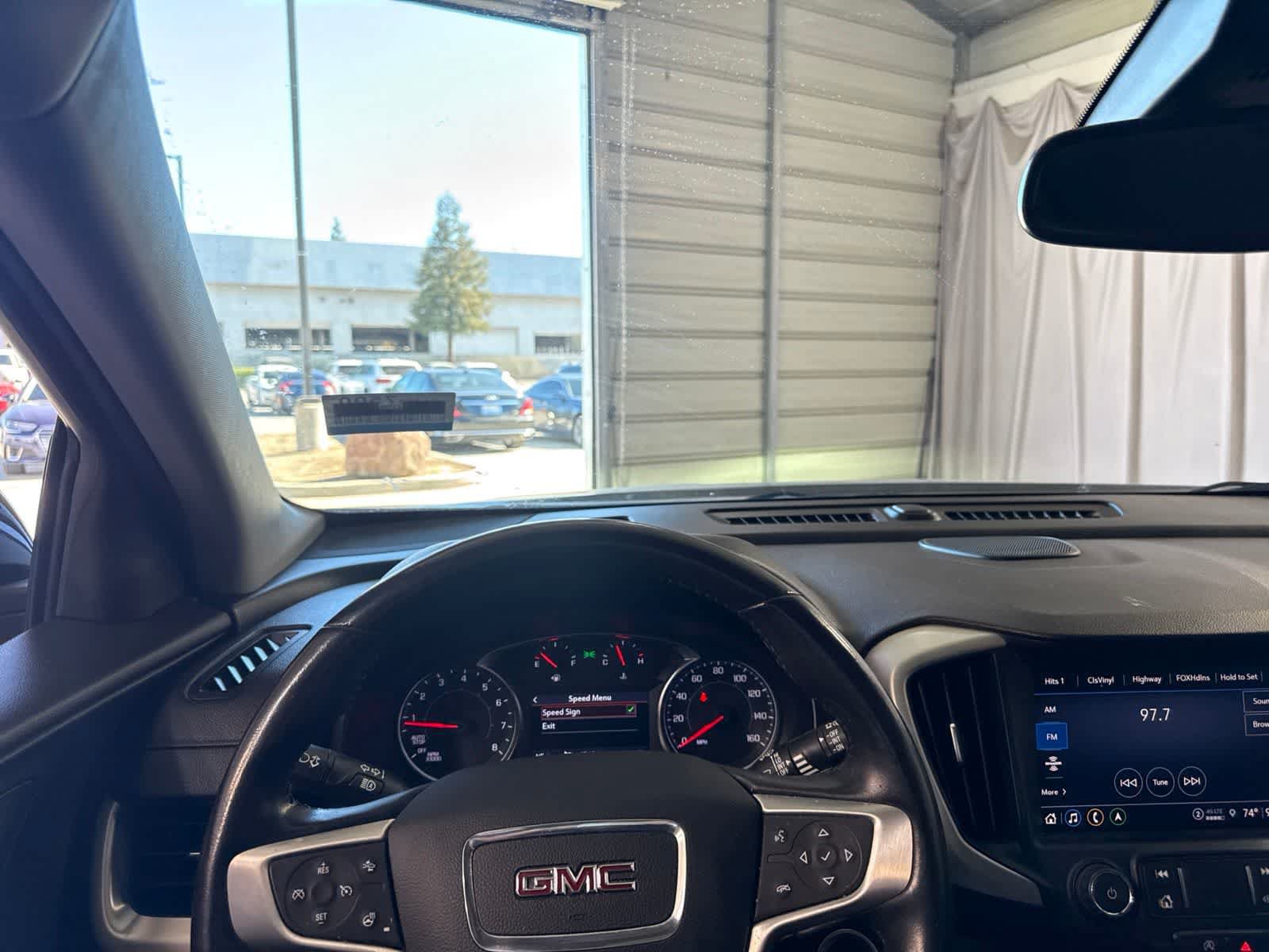 Used 2022 GMC Terrain SLT w/ Infotainment Package II FWD image 24