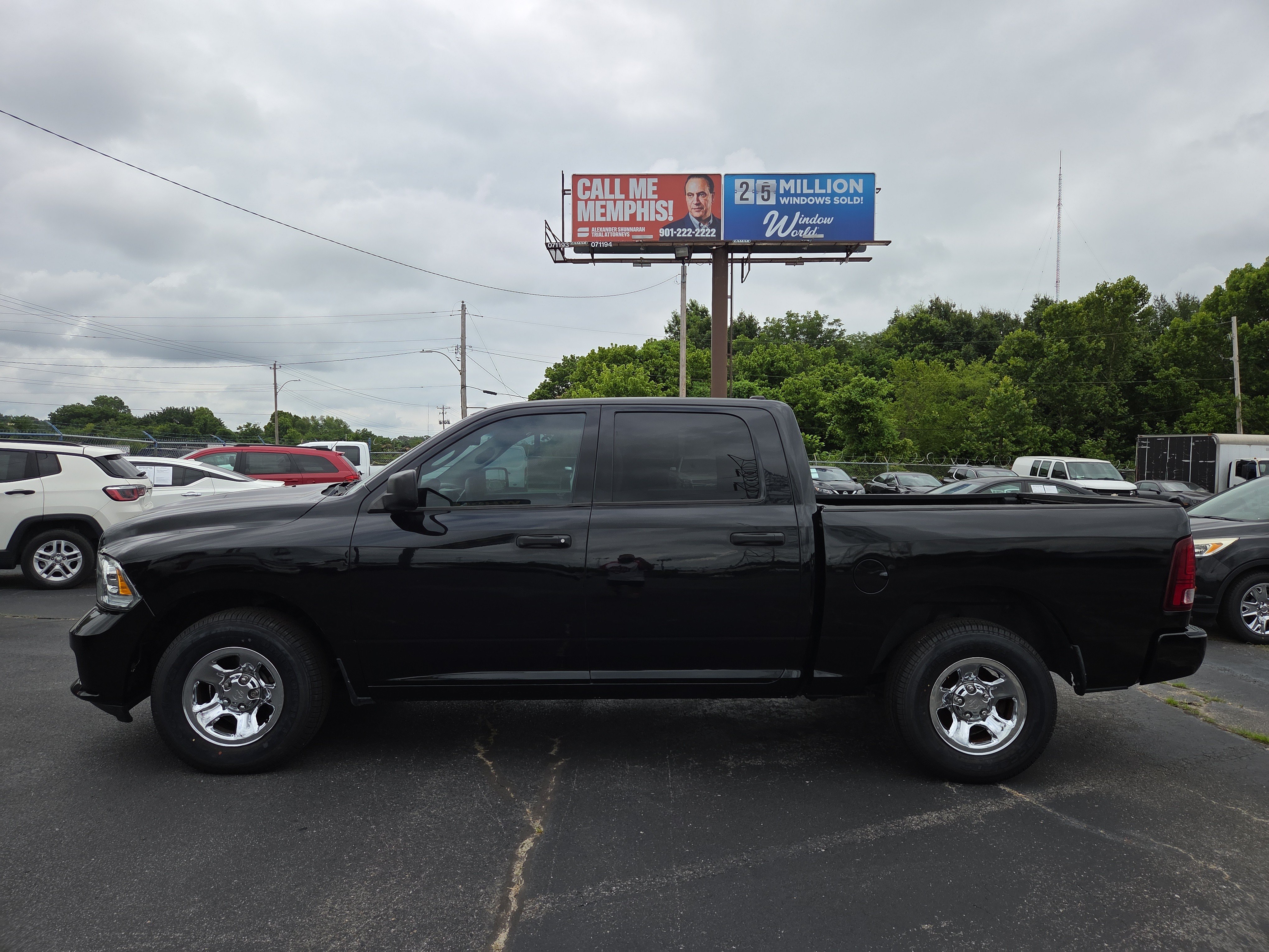 Used 2014 RAM 1500 Express w/ Black Ram 1500 Express Group RWD image 2