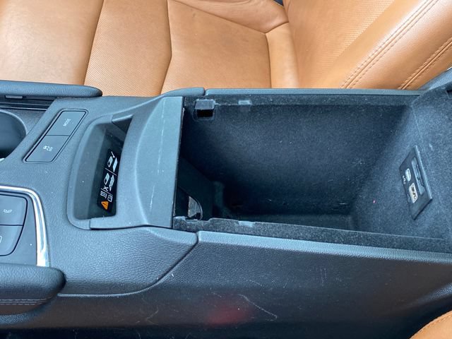 Used 2020 Cadillac XT5 Premium Luxury w/ LPO, Floor Liner Package AWD/4WD image 15