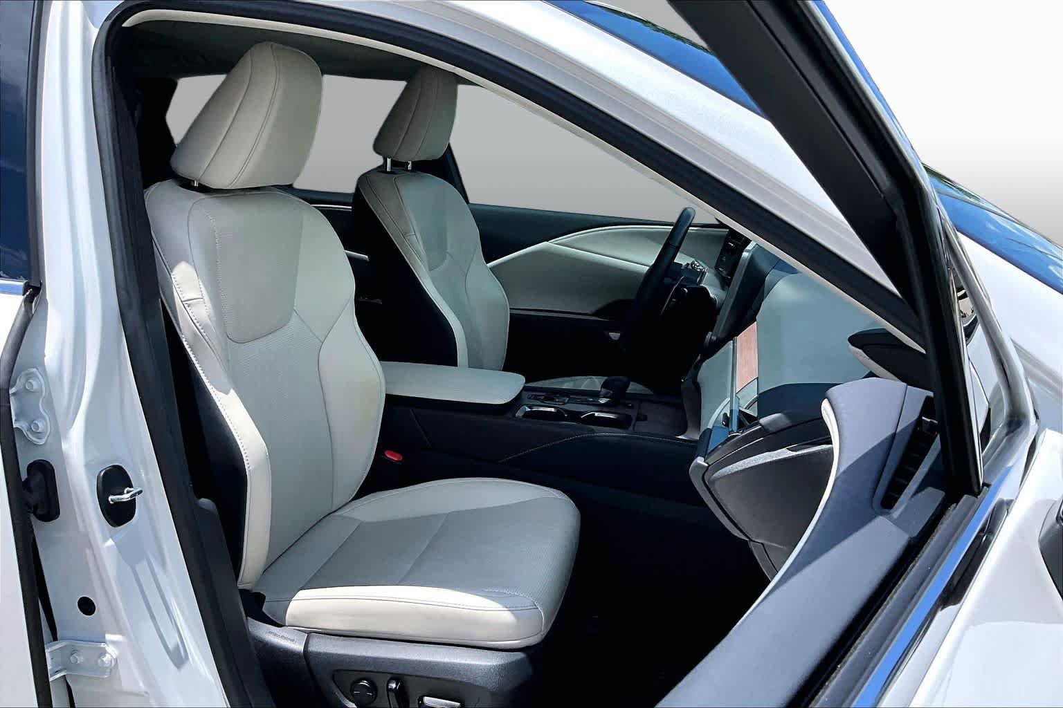 Used 2024 Lexus RX 350 Premium Plus w/ Convenience Package FWD image 9