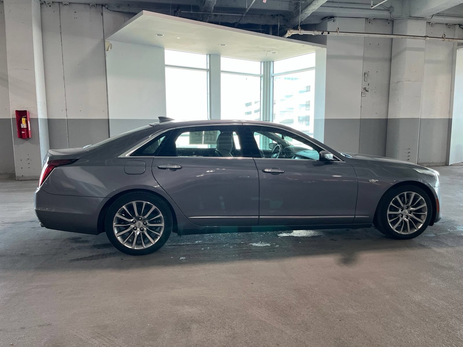 Used 2018 Cadillac CT6 Luxury AWD/4WD image 12