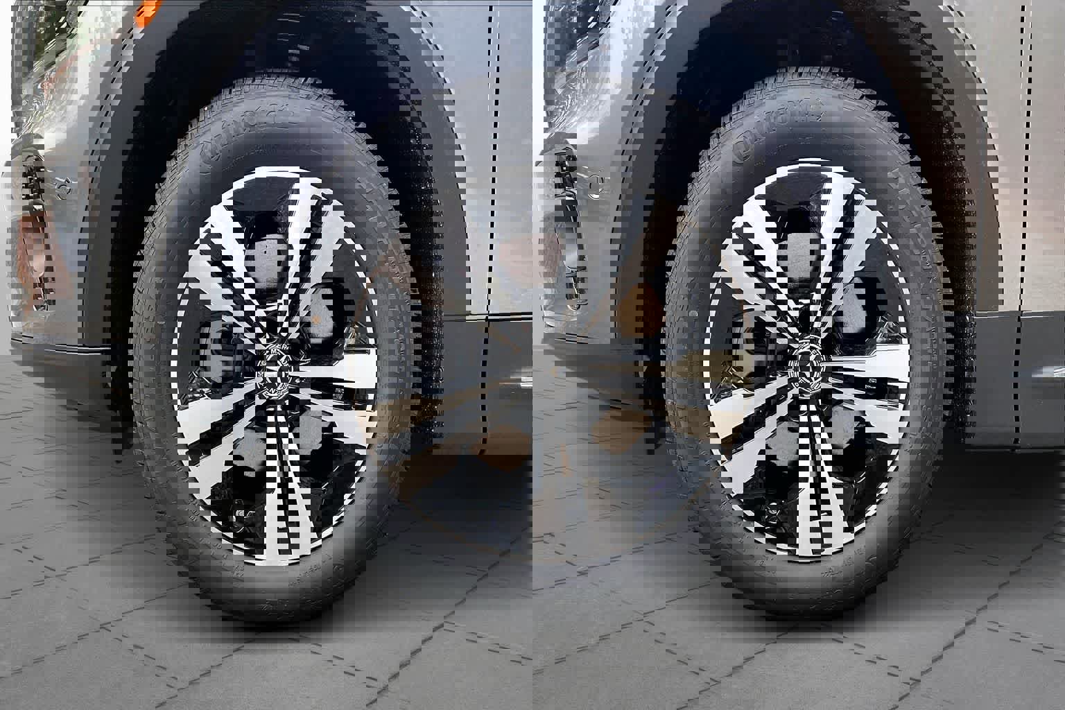 New 2026 Mercedes-Benz GLB 250 4MATIC image 16